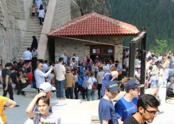 Μετά από 4 χρόνια, η Παναγία Σουμελά στον Πόντο είδε ήδη χιλιάδες επισκέπτες