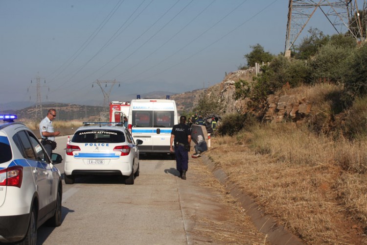 Καβάλα: Πολύνεκρο τροχαίο με μετανάστες στην Εγνατία Οδό (φωτο) - Media Gallery