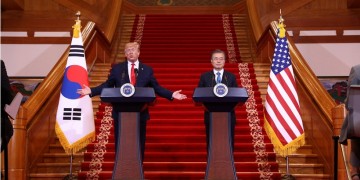 Ο Βορειοκορεάτης ηγέτης Κιμ δέχθηκε να συναντήσει τον Τραμπ