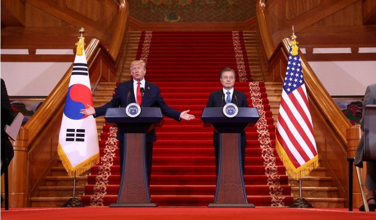 Ο Βορειοκορεάτης ηγέτης Κιμ δέχθηκε να συναντήσει τον Τραμπ