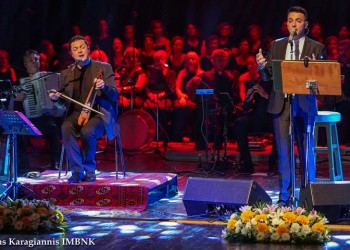 Βέροια: Η συγκινητική παράσταση των αδελφών Τσαχουρίδη για τα 100 χρόνια από τη Γενοκτονία των Ποντίων