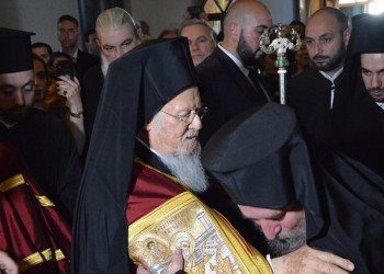 Λαμπρή ενθρόνιση του νέου ηγουμένου της Ιεράς Μονής Αγίας Τριάδος Χάλκης