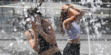 Καύσωνας στην Ευρώπη: Στην Ισπανία το πρώτο θύμα της ζέστης