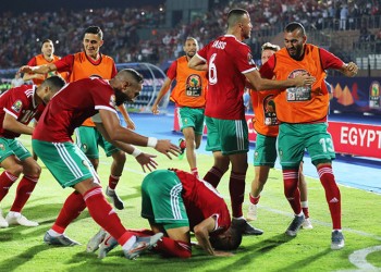 Διώχνει την αφρικανική σκόνη και βλέπει την πρόκριση