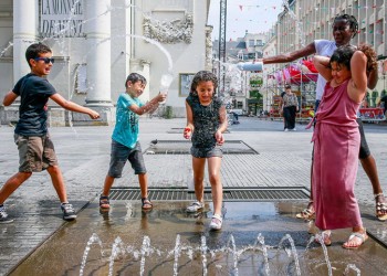 Υποχωρεί ο καύσωνας στην Ευρώπη, μετά τα απανωτά ρεκόρ υψηλών θερμοκρασιών