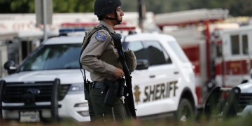 Τρόμος στην Καλιφόρνια με νεκρούς και τραυματίες σε φεστιβάλ (φωτο, βίντεο)