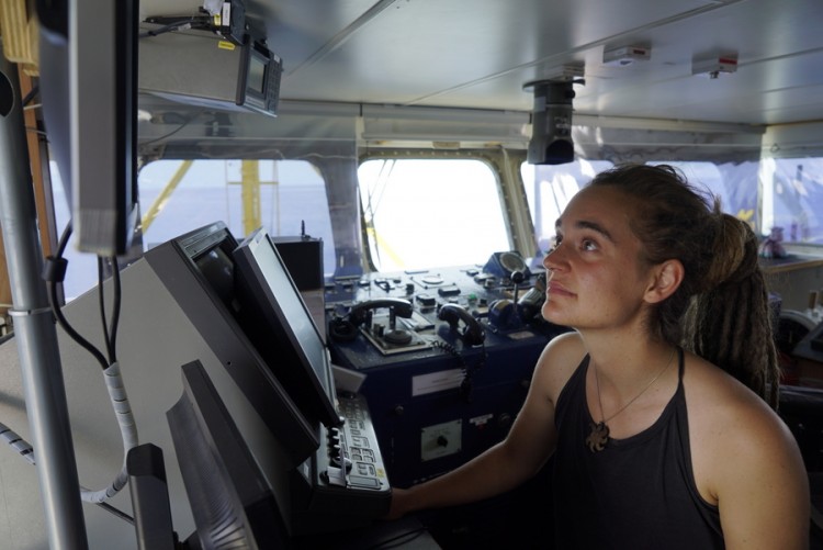 Σε μυστική τοποθεσία μεταφέρθηκε η Καρόλα Ρακέτε