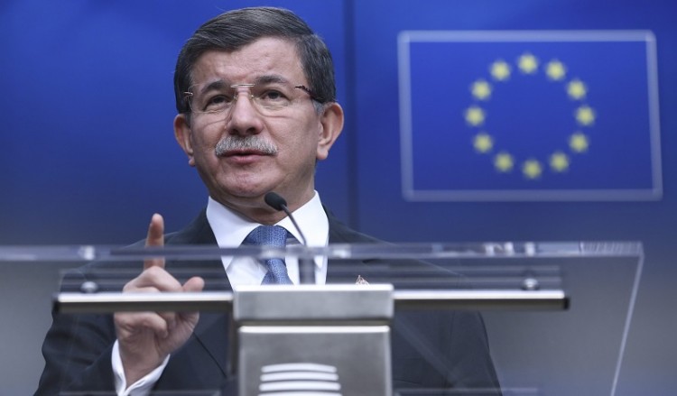 Ο Αχμέτ Νταβούτογλου καρφώνει τον Ερντογάν μέσω Ιμάμογλου