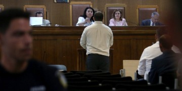 Δίκη Χρυσής Αυγής: Καθημερινές δικάσιμους ζητά η Πολιτική Αγωγή 3