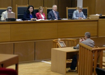 Δίκη Χρυσής Αυγής: Ο Σταμπέλος τηλεφώνησε σε Ρουπακιά και Λαγό μετά τη δολοφονία Φύσσα