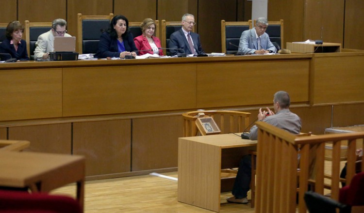 Δίκη Χρυσής Αυγής: Ο Σταμπέλος τηλεφώνησε σε Ρουπακιά και Λαγό μετά τη δολοφονία Φύσσα