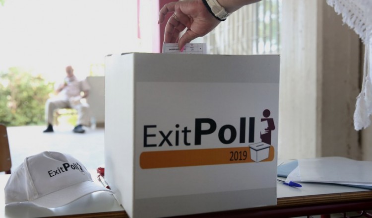 Το exit poll δίνει διψήφιο προβάδισμα στη ΝΔ – Θρίλερ με τρία κόμματα