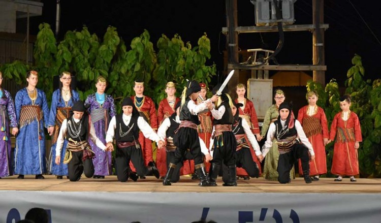 «Θυάμεια 2019»: Ποντιόπουλα κάνουν γνωστό τον ποντιακό πολιτισμό σε διεθνές φεστιβάλ
