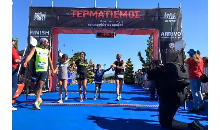 Ημιμαραθώνιος Κρήτης: Διαφημίζεται με ένα βίντεο που φέρνει δάκρυα στα μάτια (βίντεο)