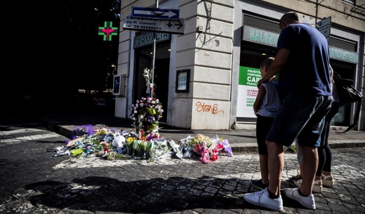 Σοκ και θρήνος στην Ιταλία: Πλούσιος Αμερικανός τουρίστας μαχαίρωσε αστυνομικό