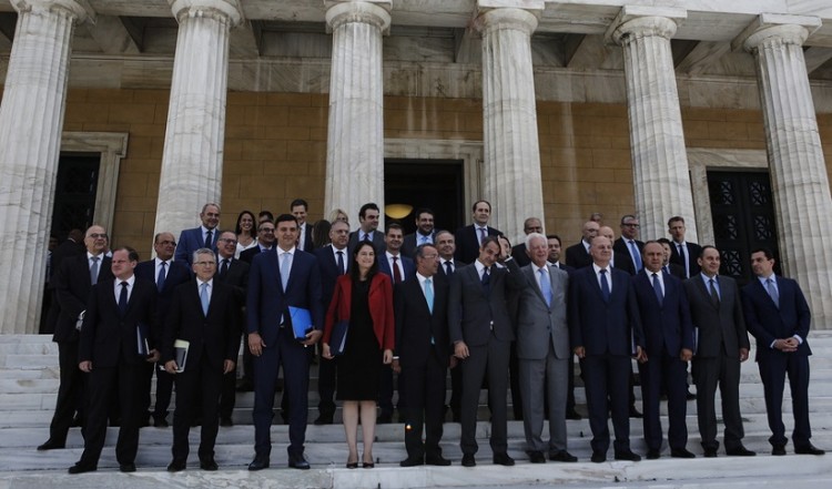 Ποιο είναι το νέο μοντέλο διακυβέρνησης της Ελλάδας