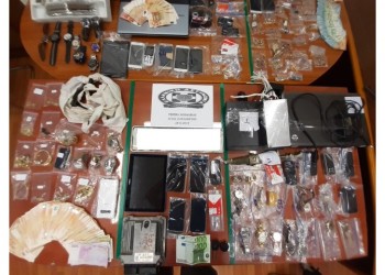 Στα 328.000 ευρώ η λεία της σπείρας που χτυπούσε σπίτια στη βορειοανατολική Αττική