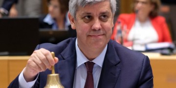 Πορτογαλία: Ο Σεντένο παραιτείται από υπουργός Οικονομικών και από το Eurogroup