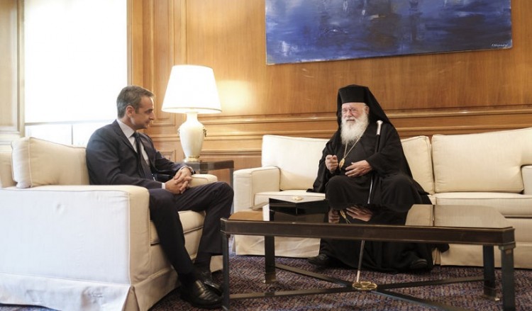 Συνάντηση Μητσοτάκη-Ιερώνυμου: Άκυρη η συμφωνία Τσίπρα-Εκκλησίας