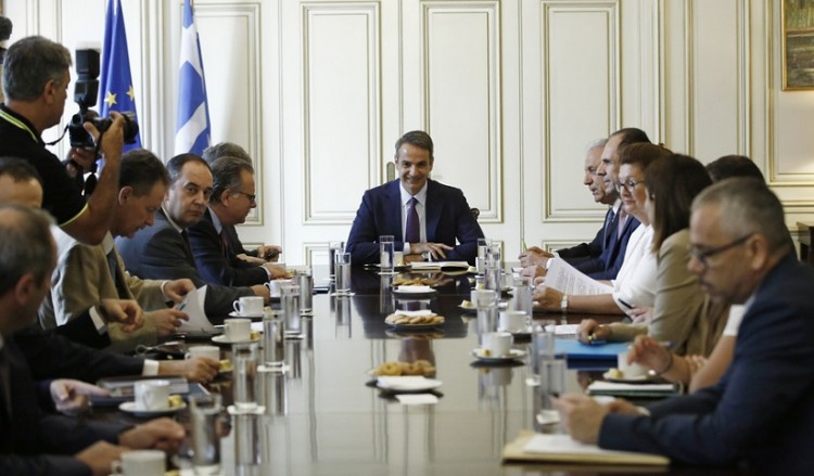 Το Μεταναστευτικό επί τάπητος στο Μέγαρο Μαξίμου – Τι έγινε στη σύσκεψη