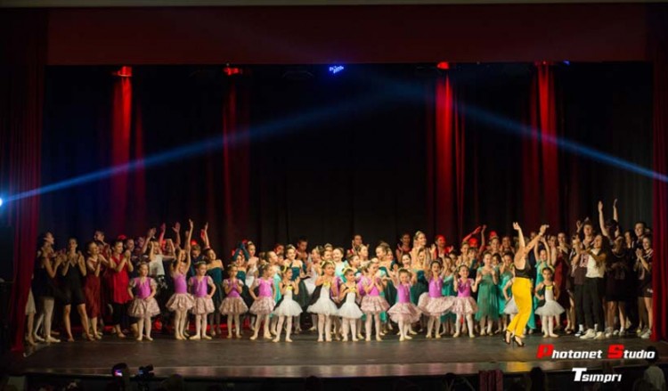 Βραδιά χορού από την Εύξεινο Λέσχη Ποντίων Νάουσας