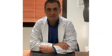 Γιάννης Νενεκίδης: Ο ποντιακής καταγωγής καρδιοχειρουργός που με τη σιωπή του υπόσχεται πολλά στον τομέα μεταμοσχεύσεων πνευμόνων