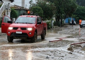 Προβλήματα από την κακοκαιρία σε κεντρική Μακεδονία και Ροδόπη