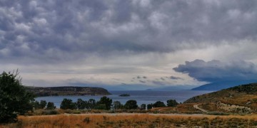 Με καταιγίδες, χαλάζι και ισχυρούς ανέμους ο καιρός την Τρίτη