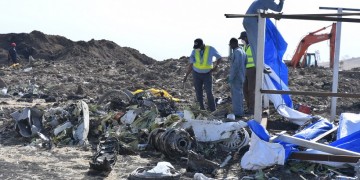 H Boeing χορηγεί 100 εκατ. δολάρια στις οικογένειες θυμάτων των αεροπορικών δυστυχημάτων σε Ινδονησία και Αιθιοπία