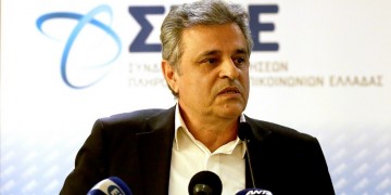 Μπαράζ παραιτήσεων γενικών γραμματέων