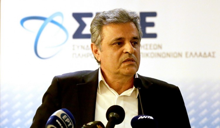 Μπαράζ παραιτήσεων γενικών γραμματέων