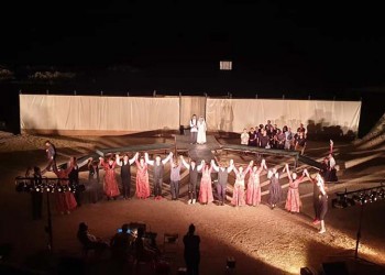 Σήμερα η παράσταση «Τη Τρίχας το γεφύρ’», για τα 100 χρόνια από τη Γενοκτονία των Ποντίων, στο 48ο Φεστιβάλ Ολύμπου