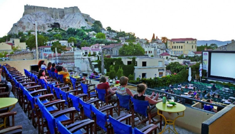 Τι θα λέγατε για διακοπές στην Αθήνα; – Μυστικά για να περάσετε καλά το καλοκαίρι