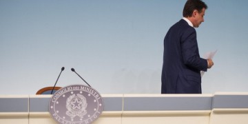 Ιταλικό «όχι» στο προσχέδιο συμπερασμάτων της Συνόδου Κορυφής για τον κορονοϊό