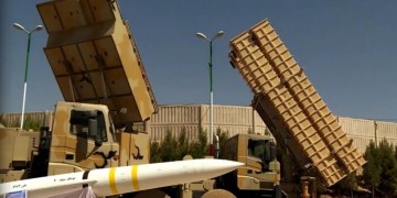 Το Ιράν παρουσίασε το σύστημα αντιπυραυλικής άμυνας Bavar 373 (βίντεο)