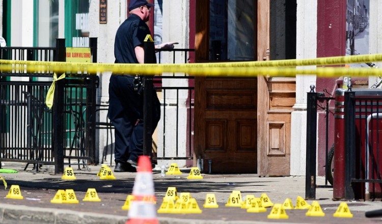 Πάνω από 350 εκατ. όπλα κυκλοφορούν στις ΗΠΑ – 246 νεκροί το 2019