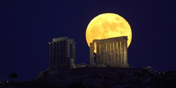 Η πανσέληνος του Δεκαπενταύγουστου σε μνημεία, μουσεία και αρχαιολογικούς χώρους (λίστα)