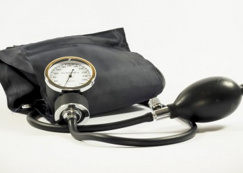 Covid-19 και καρδιά: Τι δείχνουν μελέτες για τα φάρμακα για την υπέρταση