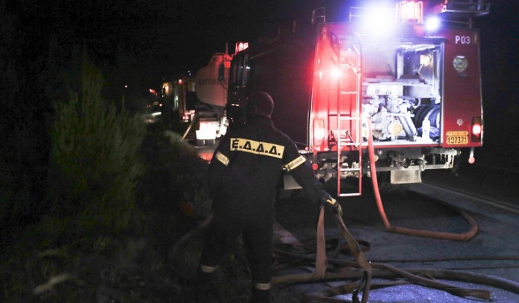 Σε ύφεση η φωτιά στον Διόνυσο Αττικής