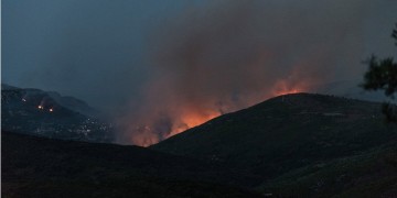 Φωτιές σε Μεσσηνία και Κέρκυρα