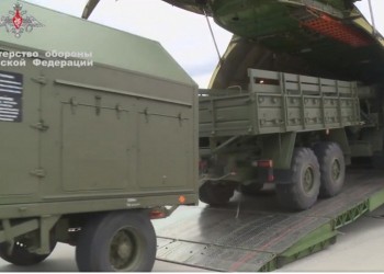 Πώς αντιδρά η Ρωσία στα σενάρια πώλησης των S-400 από την Τουρκία στις ΗΠΑ