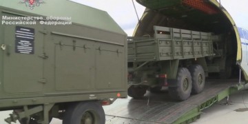 Πώς αντιδρά η Ρωσία στα σενάρια πώλησης των S-400 από την Τουρκία στις ΗΠΑ