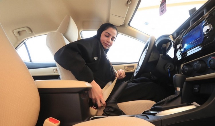 Σαουδική Αραβία: Οι γυναίκες μπορούν να ταξιδεύουν χωρίς την άδεια του άνδρα τους