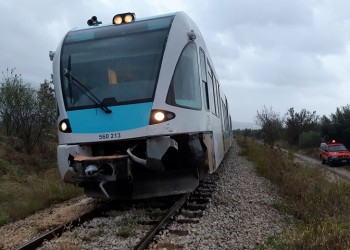 Βόλος: Σύγκρουση αμαξοστοιχίας με όχημα
