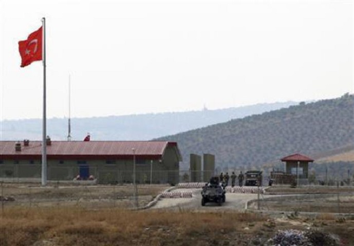 Εκρήξεις σε αποθήκη πυρομαχικών στα σύνορα Τουρκίας-Συρίας