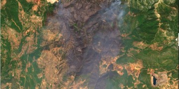 Ο αποκλειστικός χάρτης με τη γη που κάηκε στην Εύβοια – Μαίνεται η φωτιά για 5η μέρα