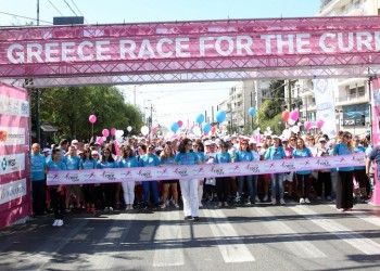 Greece Race For The Cure: Χιλιάδες δρομείς έτρεξαν ενάντια στον καρκίνο του μαστού