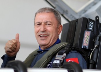 Ο υπουργός Άμυνας της Τουρκίας πέταξε με F-16 στο Βόρειο Αιγαίο (φωτο, βίντεο)