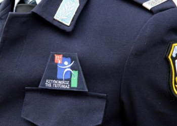 Θεσσαλονίκη: Έπαιζαν πόκερ σε κατάστημα εν μέσω καραντίνας – 18 συλλήψεις