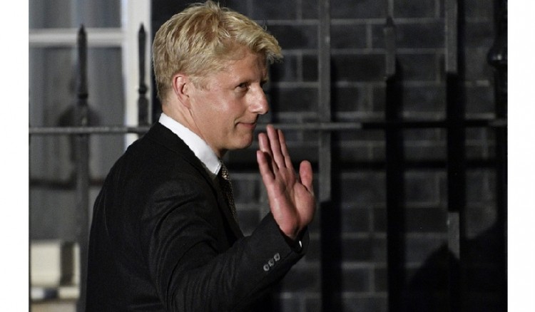 Brexit: Παραιτήθηκε ο υπουργός Τζο Τζόνσον, αδερφός του Βρετανού πρωθυπουργού